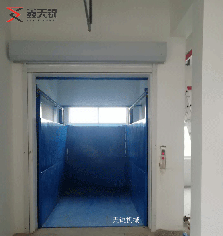 日照上货专用导轨式升降货梯
